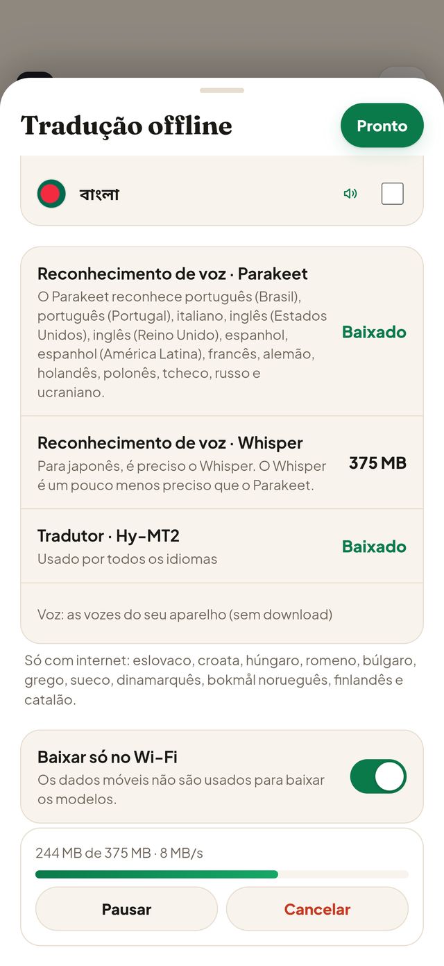 Tela de tradução offline do Vozport com os pacotes de idiomas baixados e um download em andamento.